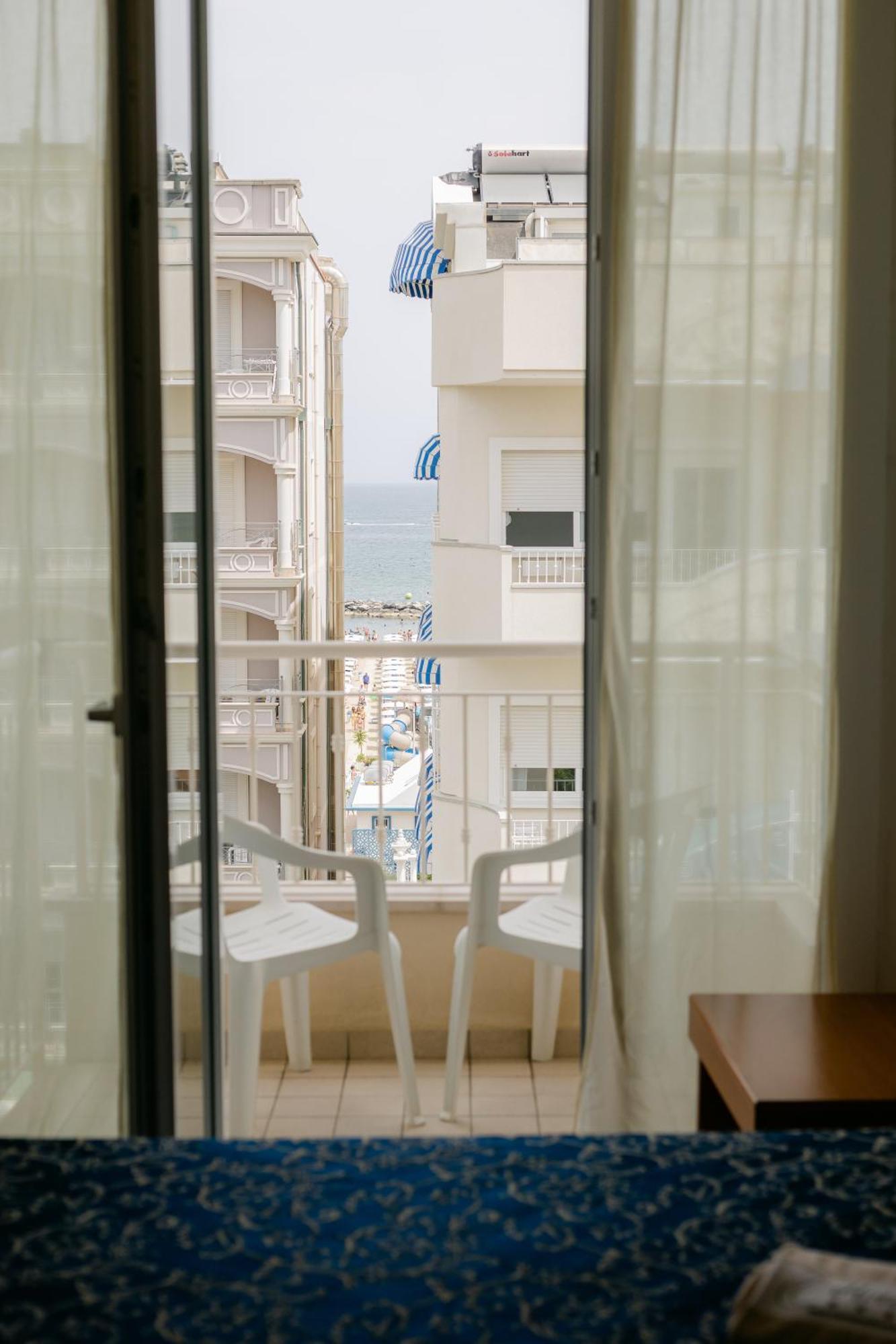 Hotel Golf Cattolica Exterior foto